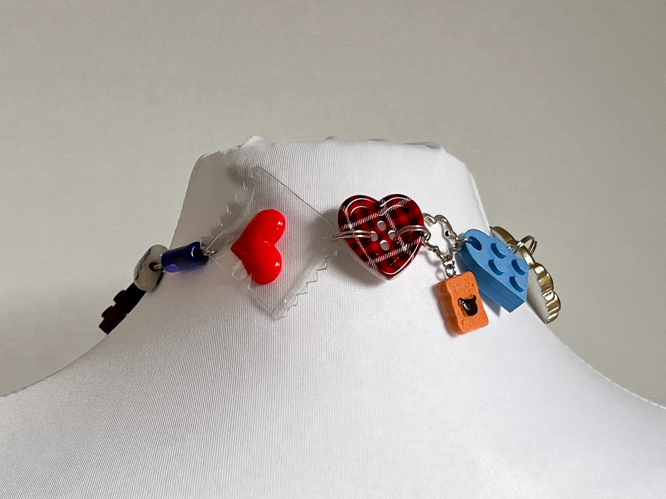 miniature necklace - roxy